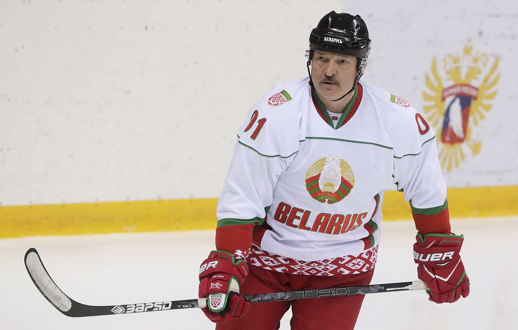 Путин и Лукашенко вышли сыграть в хоккей за одну команду